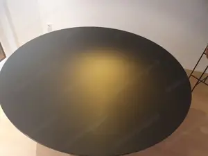 edler Esstisch rund 140cm, schwarz Bild 5