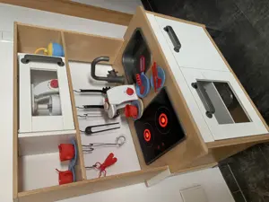 Kinderküche - Duktig - Ikea - mit Zubehör  Bild 8