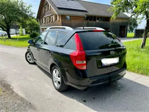 KIA Ceed Kombi  Doppeljackpot    zuverlässig, gepflegt und sparsam Bild 5