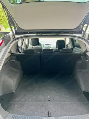 KIA Ceed Kombi  Doppeljackpot    zuverlässig, gepflegt und sparsam Bild 9