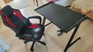 Gaming Schreibtisch mit Schreibtischstuhl Bild 2