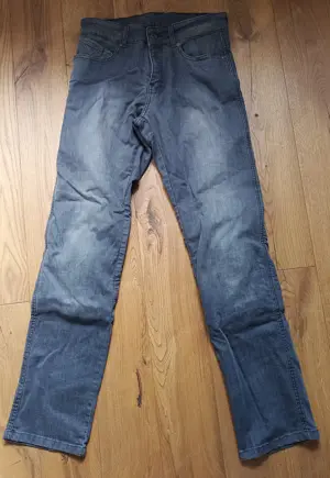 Motorrad Jeanshose Macna Revelin Dunkelgrau 