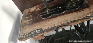 alte Flachschiffnähmaschine Bild 3