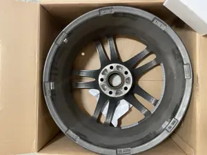 Tesla Model 3 Dezent Alu Felge 18 Zoll 1 Stk. Bild 7