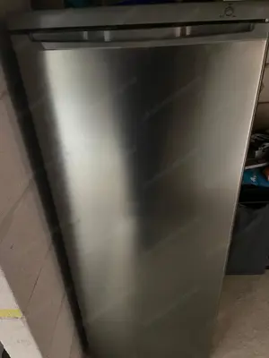 Gefrierschrank   silberfarben   7 Schubladen   voll funktionsfähig