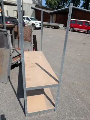Regal zur Verschraubung 