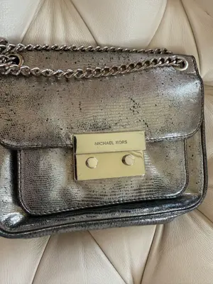 Verkaufe Handtasche Bild 4