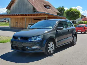 VW Polo (Erstbesitz, EZ 2017), HU bis 04 2026, Frisch ab Service mit Garantie Bild 2