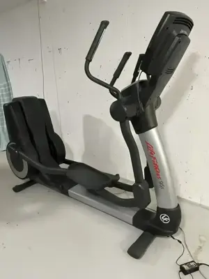 Elliptischer Crosstrainer Life Fitness 95X Bild 2