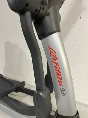 Elliptischer Crosstrainer Life Fitness 95X Bild 6