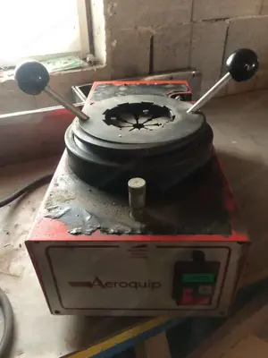Hydraulische Schlauchpresse inkl. Zubehör