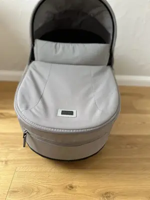 Cybex e-Priam Kombi-Kinderwagen in Rosegold   Mirage Grey Bild 8