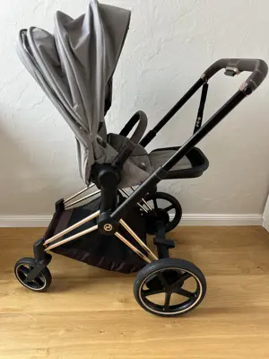 Cybex e-Priam Kombi-Kinderwagen in Rosegold   Mirage Grey Bild 2