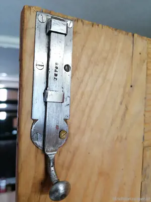 Schrank alt schön antik  Bild 4