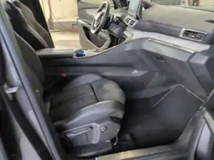 Peugeot 5008 Bild 20