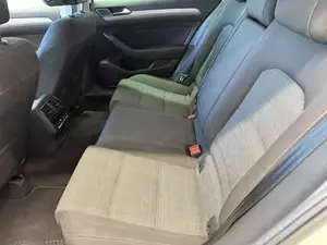 Volkswagen Passat Bild 12