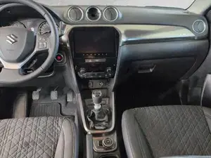 Suzuki Vitara Bild 8