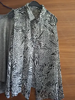 Animalprint Kleidungsstücke Gr. 40 42