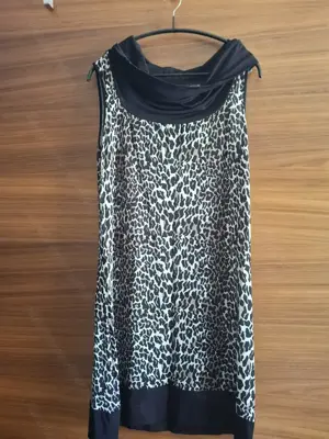 Leoprint Kleid Gr. 40- 42