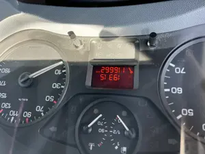 Peugeot Expert L2H1 | 120 PS | TÜV bis 08 2026 | Nur 117.000 km | 8-fach bereift Bild 4