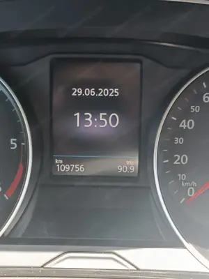 VW Passat Variant 1.6 TDI Comfortline Bild 8