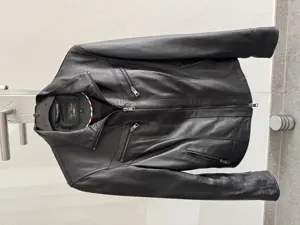 Neuwertig-Damen OnSneaker und Lederjacke Bild 6