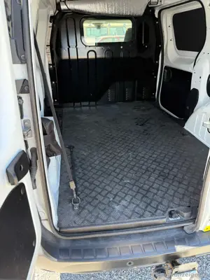 Renault Express Kastenwagen 75PS Diesel, BJ 2 2023 Bild 3