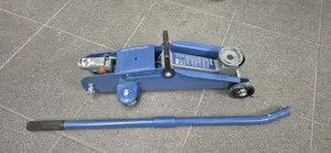 Wagenheber Reifenwechsel 