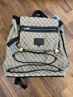 Guess-Rucksack NEU groß Bild 2