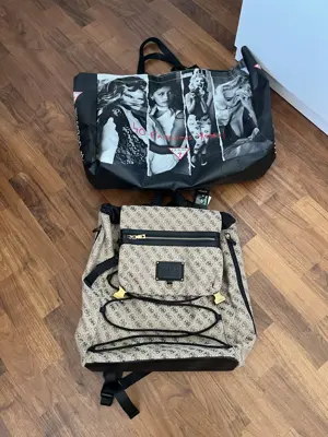 Guess-Rucksack NEU groß
