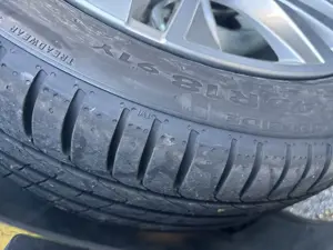 Alufelgen inkl. Bridgestone-Reifen für Skoda Octavia IV Bild 3