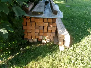 Holzbalken + Holzbretter  Bild 4