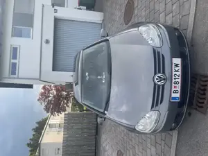 VW Golf 5 2.0tdi 140Ps Tüv mit überzug bis Oktober 25 Bild 3