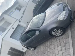 VW Golf 5 2.0tdi 140Ps Tüv mit überzug bis Oktober 25 Bild 4