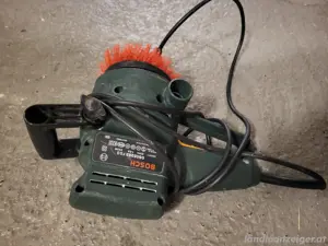 Bosch PEX 125 AE mit Bürstenaufsatz Bild 2