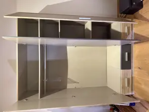 Schrank zu verschenken 