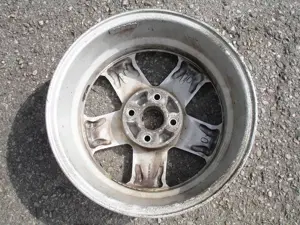Eine Alufelge 15 Zoll für 185er Reifen für Opel Meriva A DTI Bild 5