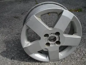 Eine Alufelge 15 Zoll für 185er Reifen für Opel Meriva A DTI