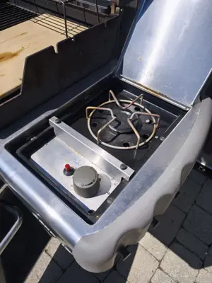 Weber Gasgrill Genesis 330 Bild 2
