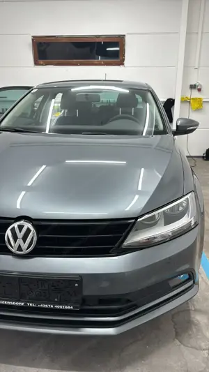 Carchitektur Autoaufbereitung ( Polieren, Innen & Außenreinigung etc. ) Bild 2