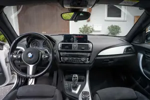 BMW 225d Coupé M Sport Aut Navi Prof H&K PDC SHZ Bild 2