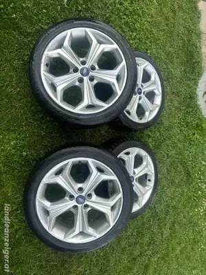 Reifen mit Felgen FORD
