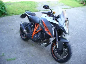 KTM Super Duke 1290 GT