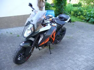 KTM Super Duke 1290 GT Bild 4