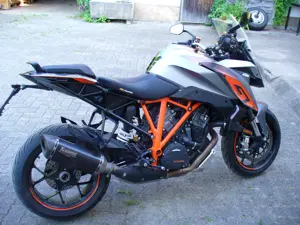 KTM Super Duke 1290 GT Bild 2