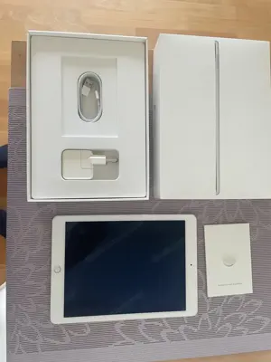 Apple iPad Air 2 32 GB silber