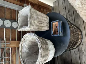 Pflanzentöpfe und andere Utensilien zu verschenken Bild 9