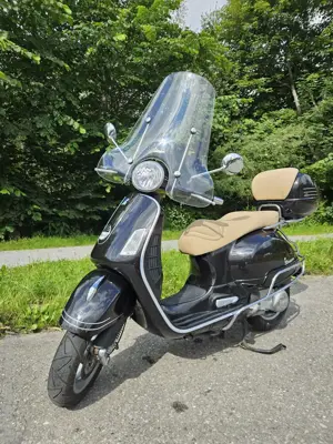 Vespa 125 GTS Bild 3