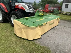 Frontmähwerk Krone EasyCut F320M