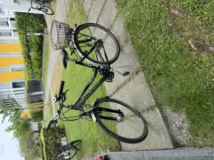 Fahrrad mit Korb 